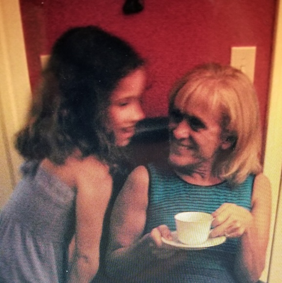 Meet your Posher, Cheryl - Picture 2 of 3